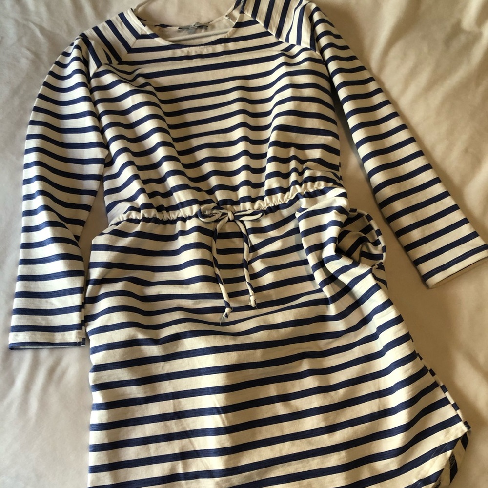 Ovi long sleeved dress w/ pockets